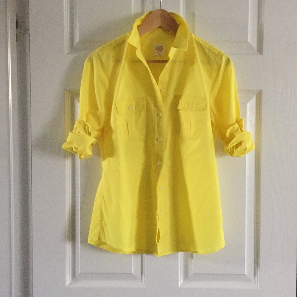 GAP Button Down Shirt